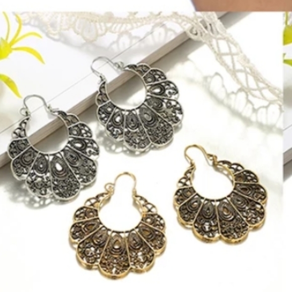 *Maria* Ornate Gold Earrings - Picture 2 of 3